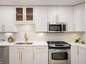 8220 Crestwood Heights Drive 315, Mclean VA 22102