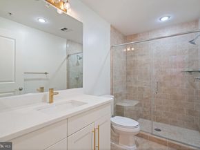 8220 Crestwood Heights Drive 315, Mclean VA 22102