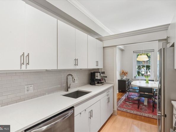 4700 Connecticut Avenue NW 206, Washington DC 20008