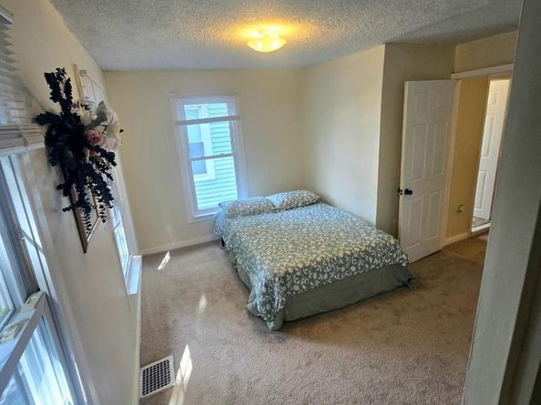 4907 Rawle Street, Philadelphia PA 19135