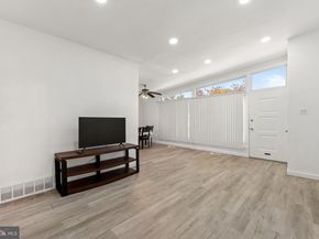 1132 Bingham Street, Philadelphia PA 19115