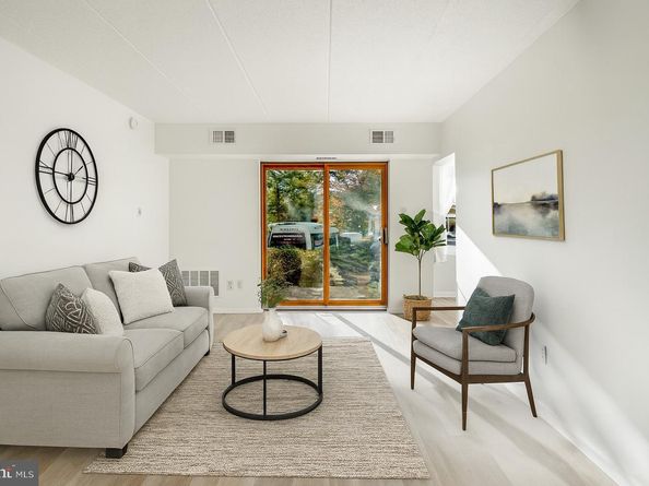 1410 Washington Place 10, Chesterbrook PA 19087