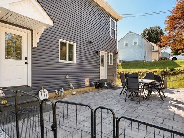 1104 N York Road, Willow Grove PA 19090