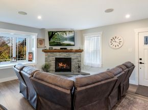 1104 N York Road, Willow Grove PA 19090