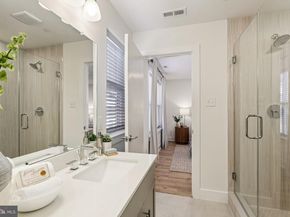 952 Riverplace Drive, Conshohocken PA 19428