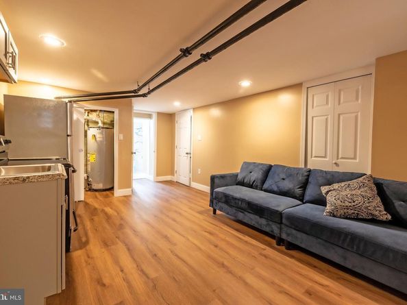 7337 Chelwynde Avenue, Philadelphia PA 19153