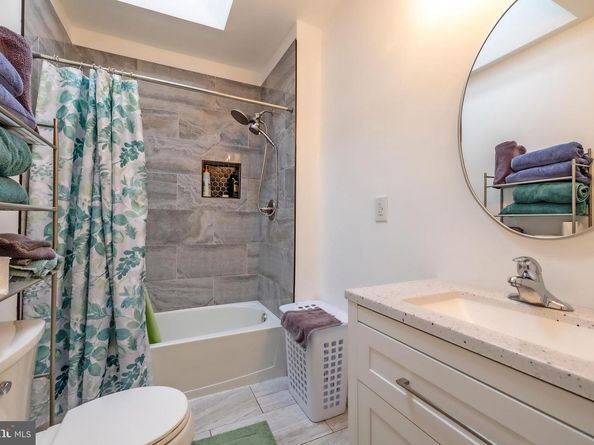 7337 Chelwynde Avenue, Philadelphia PA 19153