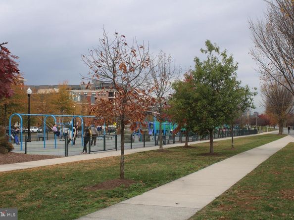 620 Mckenzie Avenue, Alexandria VA 22301