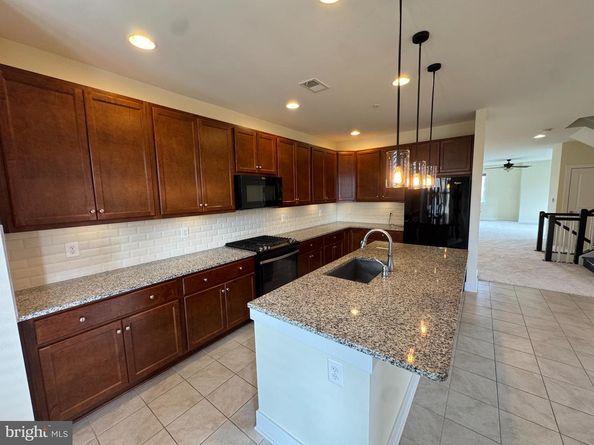 620 Mckenzie Avenue, Alexandria VA 22301