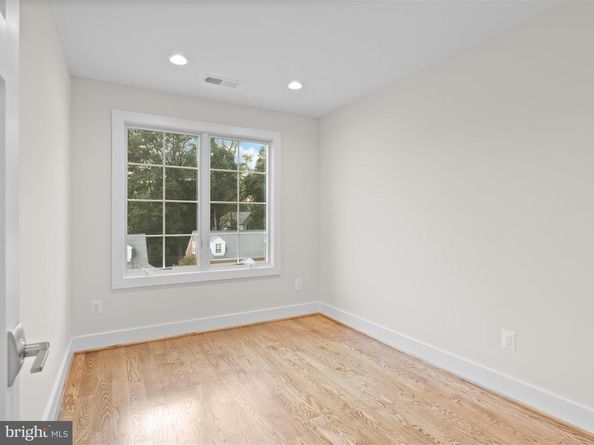 2129 N Troy Street, Arlington VA 22201