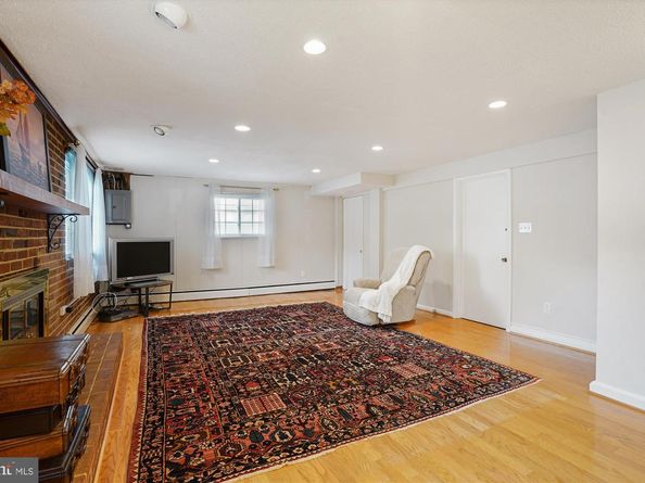 6216 Rockhurst Road, Bethesda MD 20817