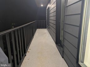 818 N Edgewood Street, Arlington VA 22201