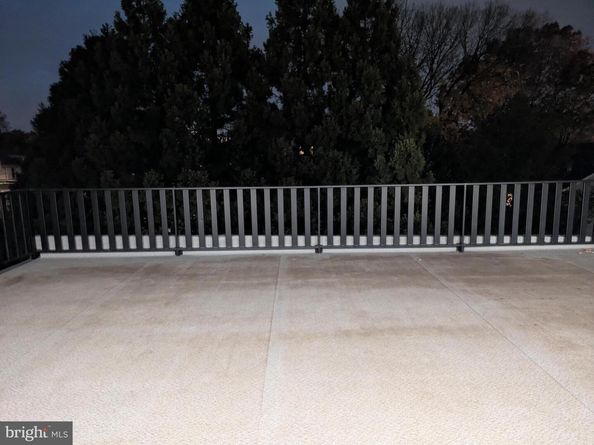 818 N Edgewood Street, Arlington VA 22201