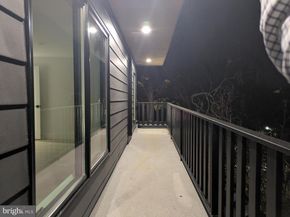 818 N Edgewood Street, Arlington VA 22201