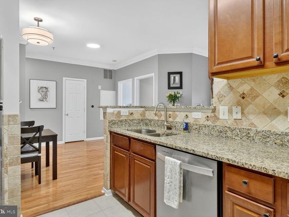 4862 Eisenhower Avenue 460, Alexandria VA 22304