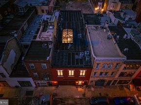 2017 Sansom Street, Philadelphia PA 19103