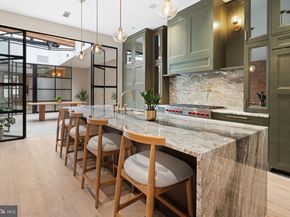 2017 Sansom Street, Philadelphia PA 19103