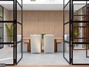 2017 Sansom Street, Philadelphia PA 19103