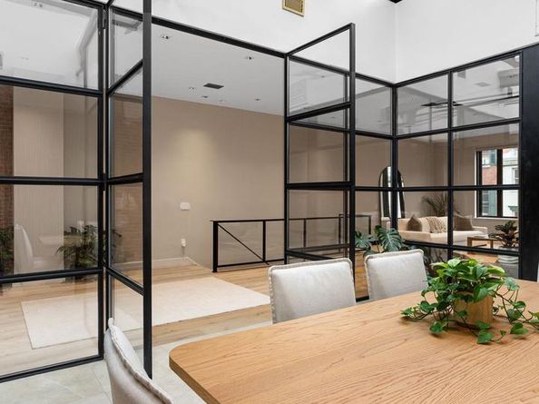 2017 Sansom Street, Philadelphia PA 19103