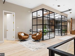 2017 Sansom Street, Philadelphia PA 19103