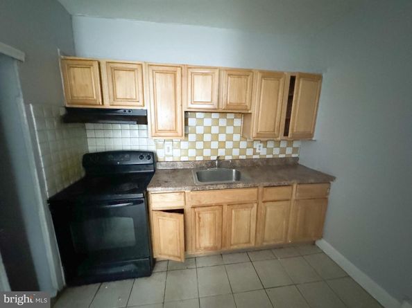 5840 Beaumont Avenue, Philadelphia PA 19143