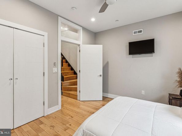 1514 S Bambrey Street, Philadelphia PA 19146