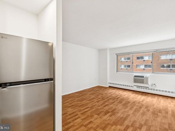 2101 Chestnut Street 721, Philadelphia PA 19103