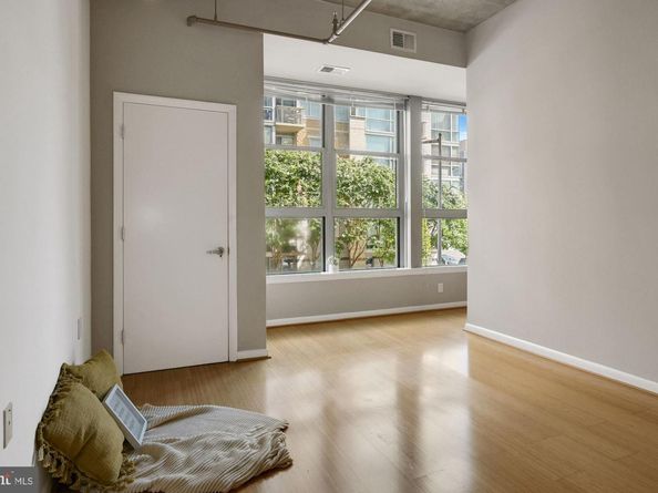 1300 N Street NW 218, Washington DC 20005