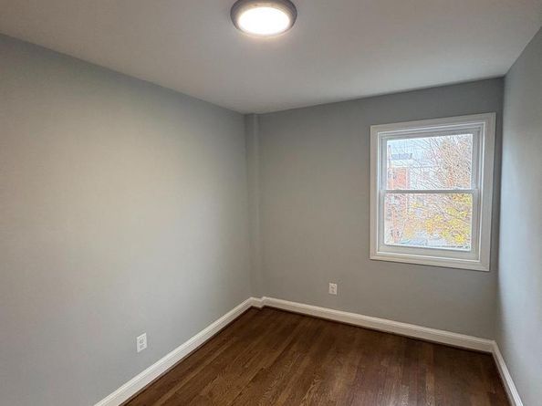 2325 14TH Street NE, Washington DC 20018