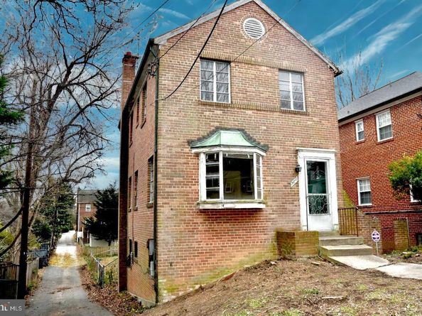 3210 Quesada Street NW, Washington DC 20015