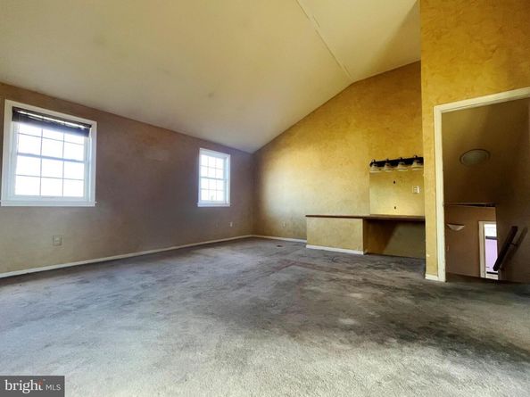 972 Windsor Road, Warminster PA 18974