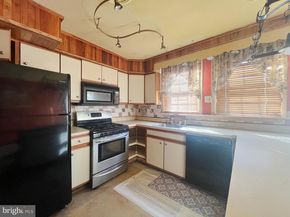 972 Windsor Road, Warminster PA 18974