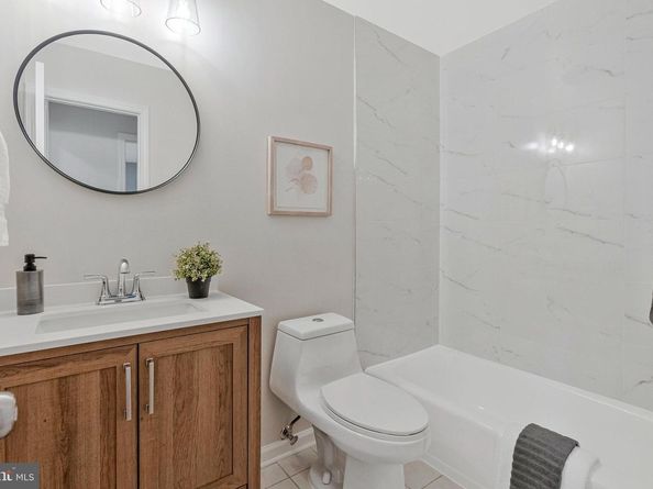 1828 Saint Roman Drive, Vienna VA 22182