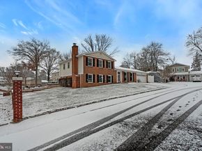 1828 Saint Roman Drive, Vienna VA 22182