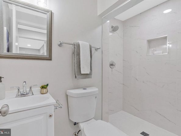 1828 Saint Roman Drive, Vienna VA 22182