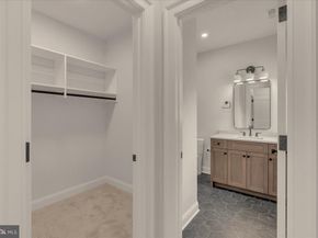 385 Port Royal Avenue, Philadelphia PA 19128