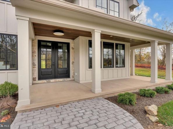 385 Port Royal Avenue, Philadelphia PA 19128