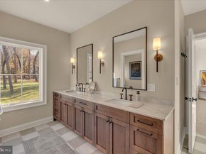 385 Port Royal Avenue, Philadelphia PA 19128