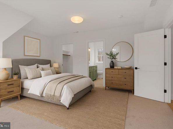 385 Port Royal Avenue, Philadelphia PA 19128