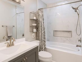 10195 Ashbrooke Court 109, Oakton VA 22124