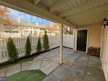 10195 Ashbrooke Court