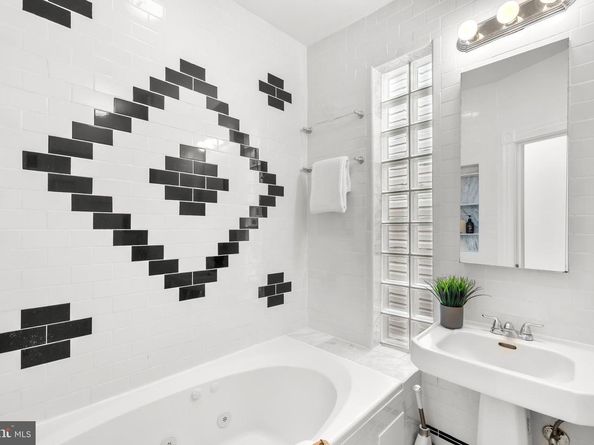 1126 Montello Avenue NE, Washington DC 20002