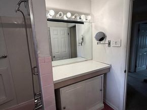 1226 Redwood Avenue, Folsom PA 19033