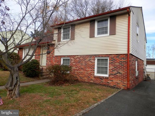 1226 Redwood Avenue, Folsom PA 19033