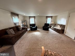 1226 Redwood Avenue, Folsom PA 19033