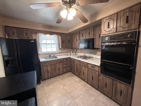 1226 Redwood Avenue, Folsom PA 19033