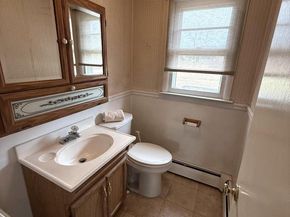 1226 Redwood Avenue, Folsom PA 19033