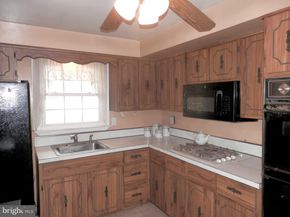 1226 Redwood Avenue, Folsom PA 19033