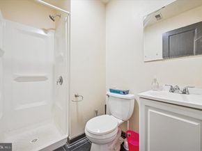 1812 W Montgomery Avenue, Philadelphia PA 19121