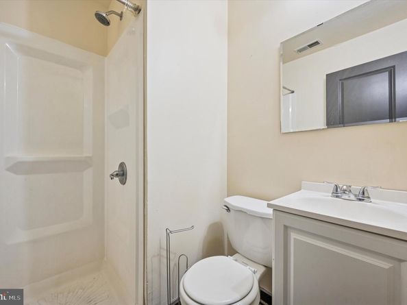 1812 W Montgomery Avenue, Philadelphia PA 19121